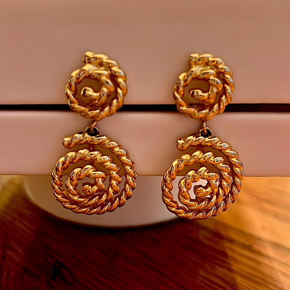 Monet Excellent Condition Nautical Coiled Rope Clip Earrings.Non tarnish &shiny